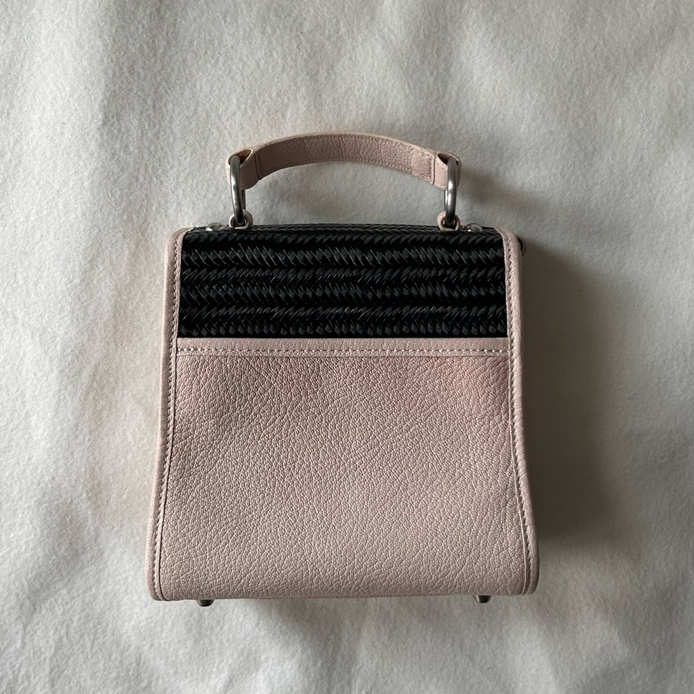 Adrianne Landau lamb skin/ calf skin Leather crossbody bag - Picture 5 of 7